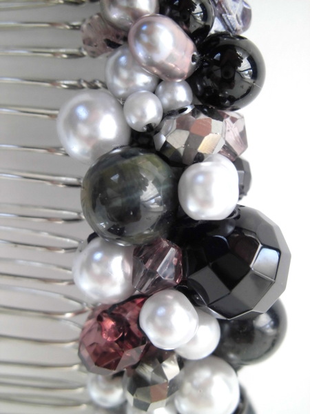 ワインレッド&シルバーパールのコーム