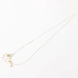 パールのペンダントヘッドゴールドチェーンネックレス