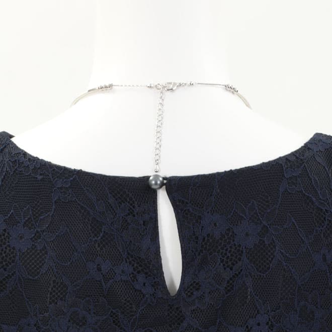 シルバーのビジューストーンチョーカー