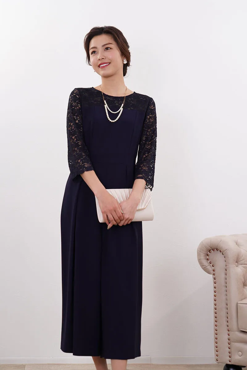 ネイビーのレース袖ガウチョパンツドレス