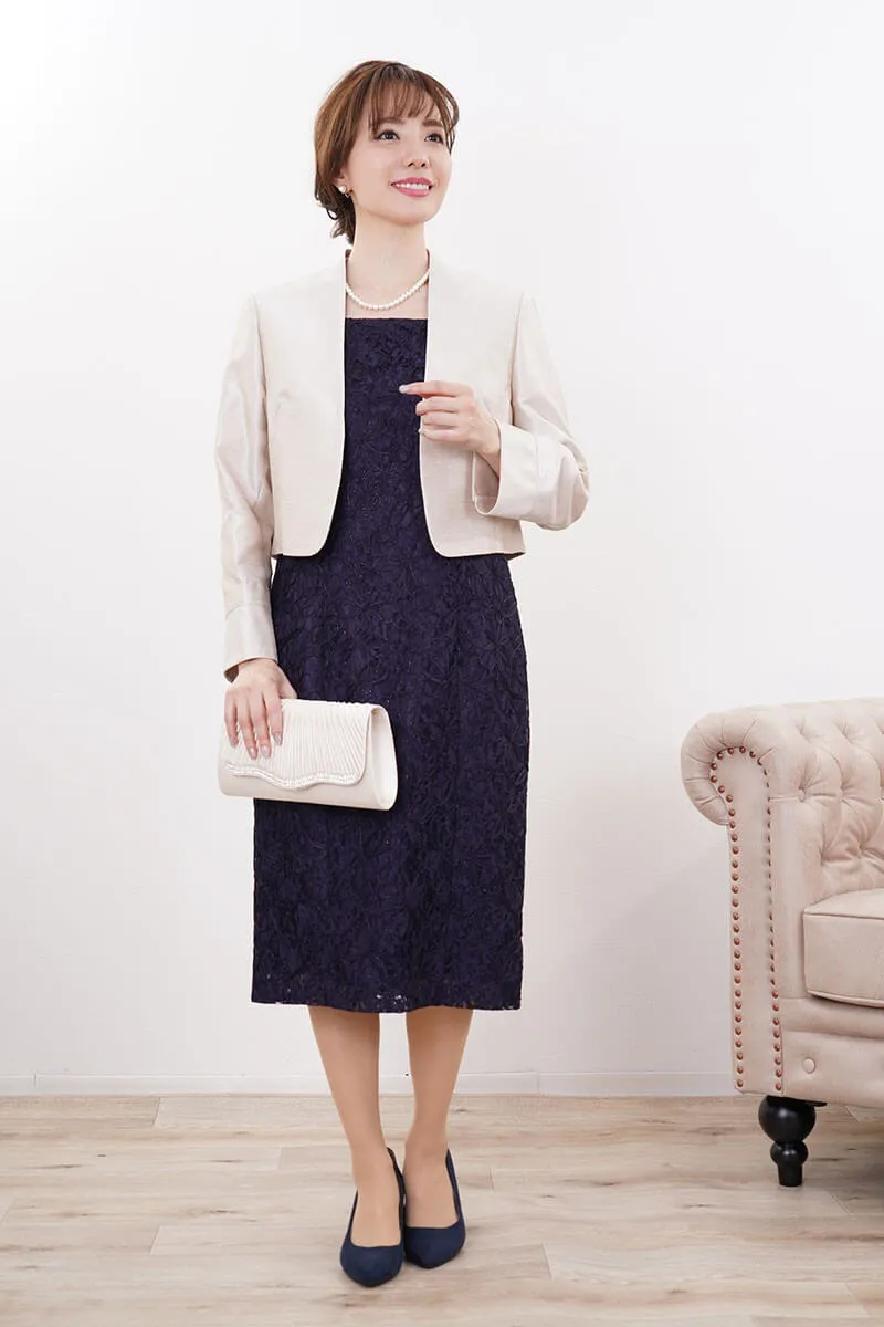 ネイビーのラメ入り刺繍Iラインドレス