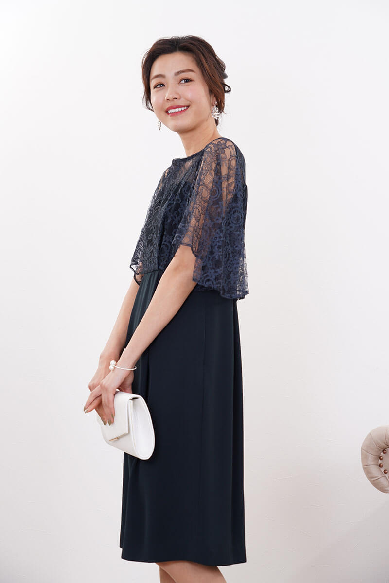 ネイビーのレースフレアスリーブIラインドレス