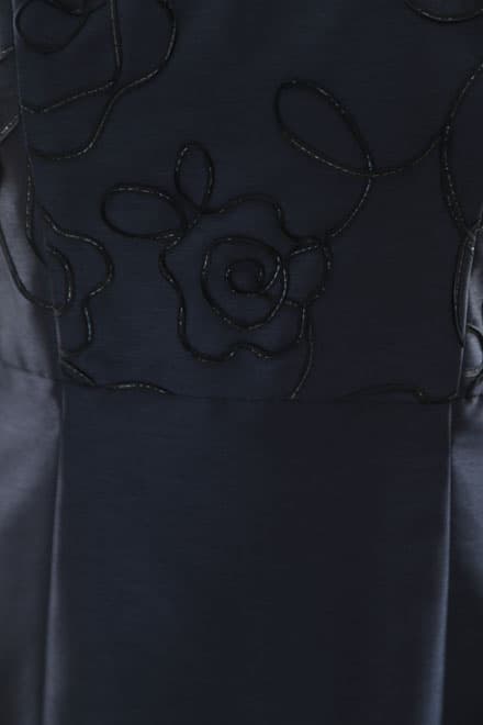 ネイビーーのフラワー刺繍入りノースリーブドレスコーディネートセット