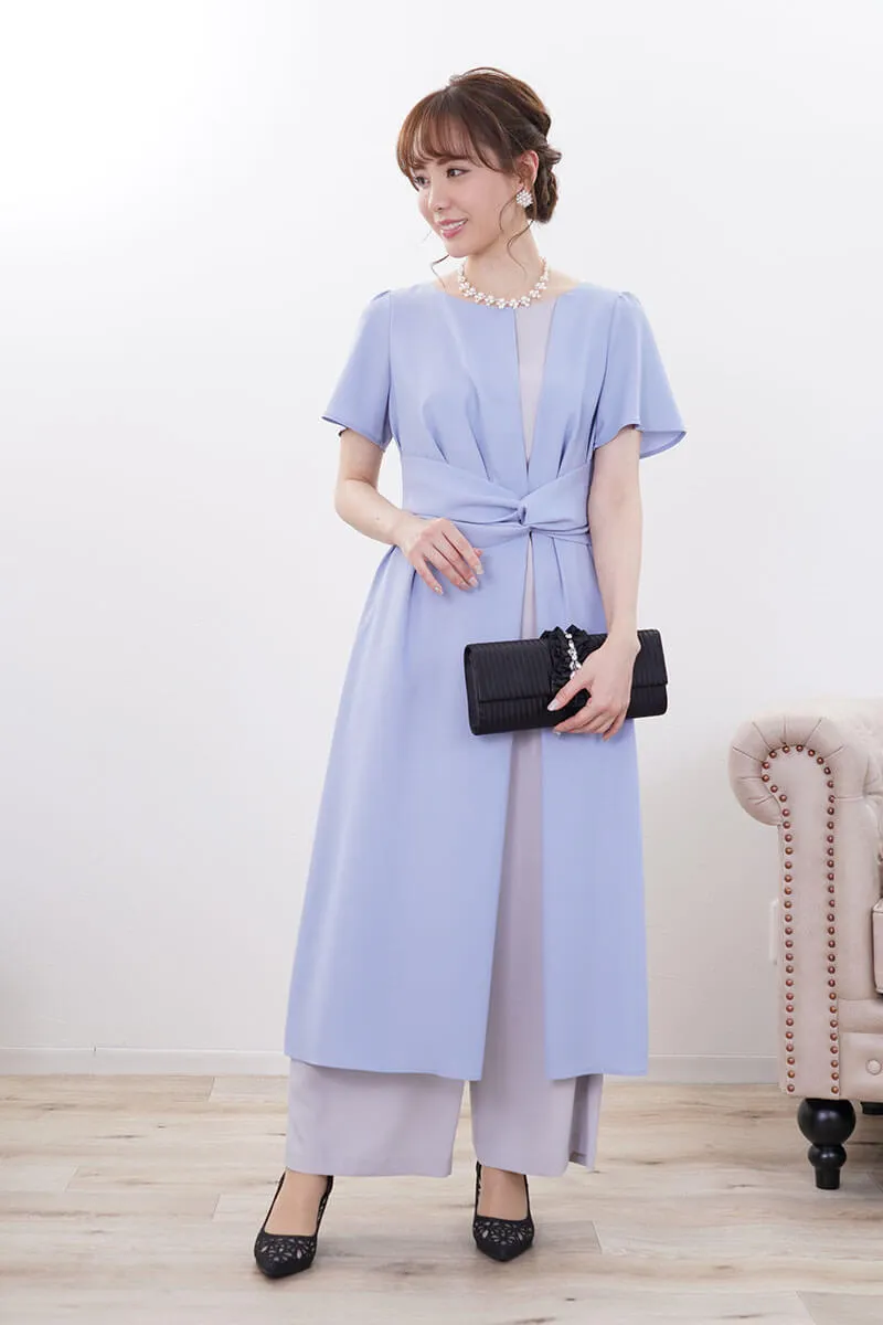 ブルー×グレーのワンピースセットアップ