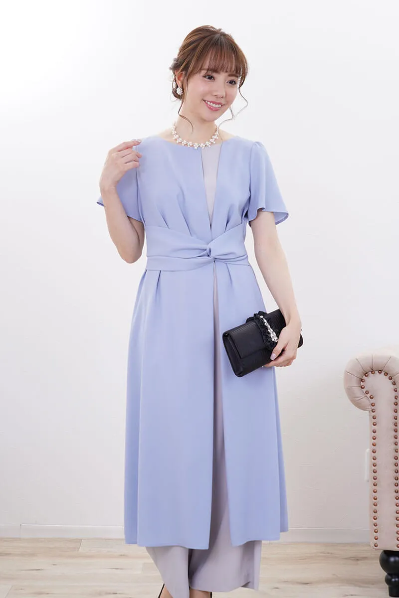 ブルー×グレーのワンピースセットアップ