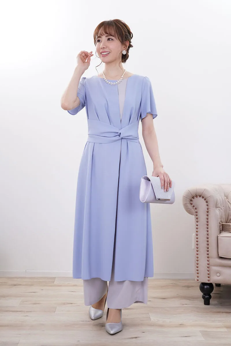 ブルー×グレーのワンピースセットアップ