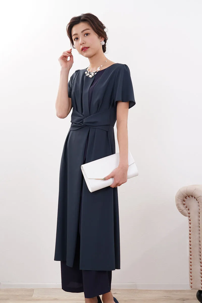 ダークグリーン×ネイビーのワンピースセットアップ