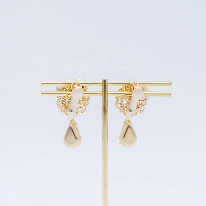 しずくビジュー×パールイヤリング(ゴールド)