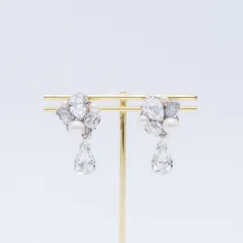 しずくビジュー×パールイヤリング(シルバー)