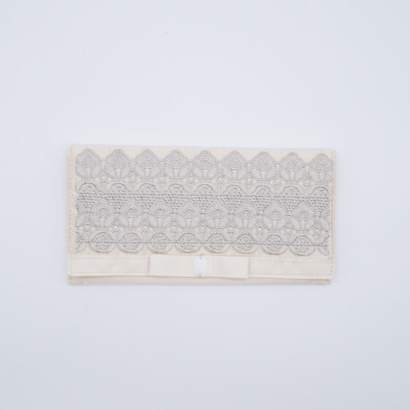 エンブロイダリーふくさ　オフホワイト