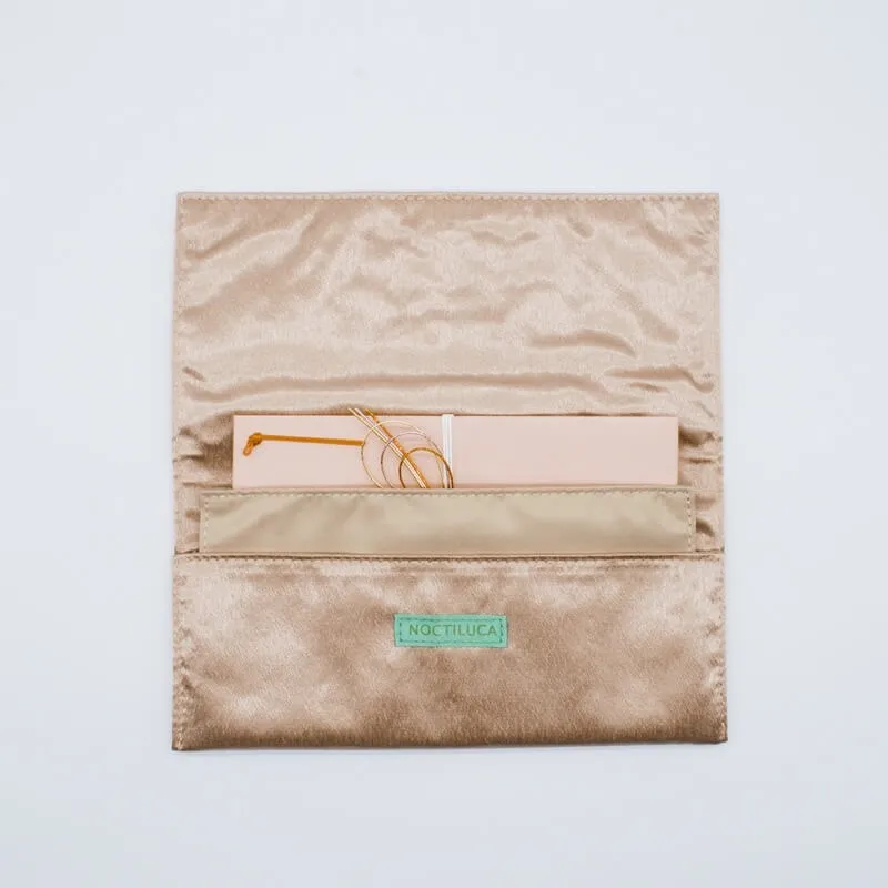 ピンクゴールドのエンブロイダリーふくさ