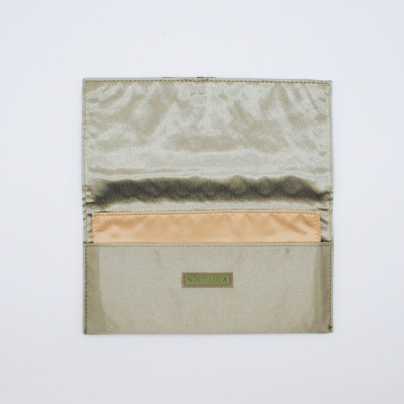 グリーンのエンブロイダリーふくさ