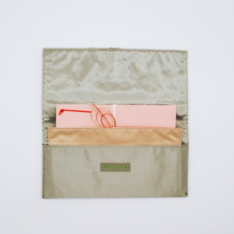 グリーンのエンブロイダリーふくさ