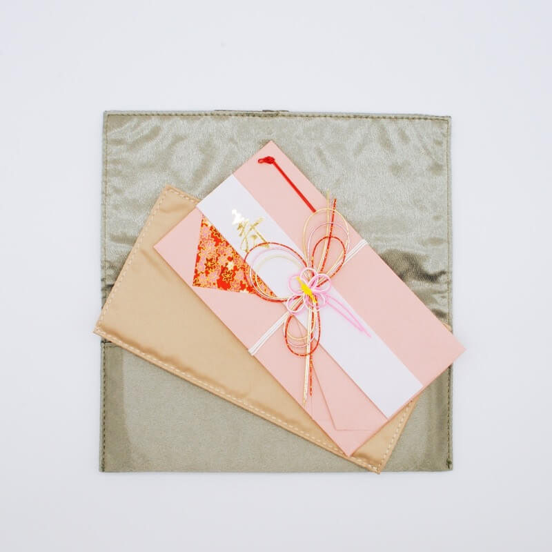 グリーンのエンブロイダリーふくさ