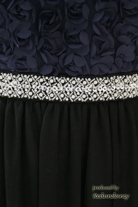 ネイビー×ブラックのフラワーモチーフチュールドレス