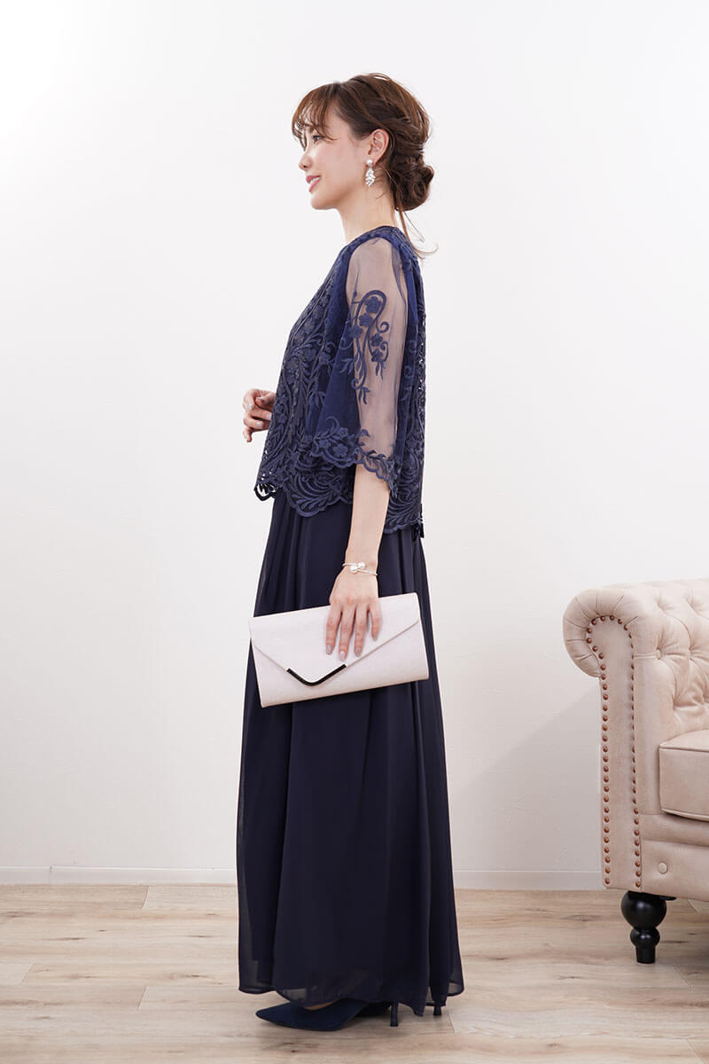 ネイビーの刺繍ブラウスワイドパンツドレス
