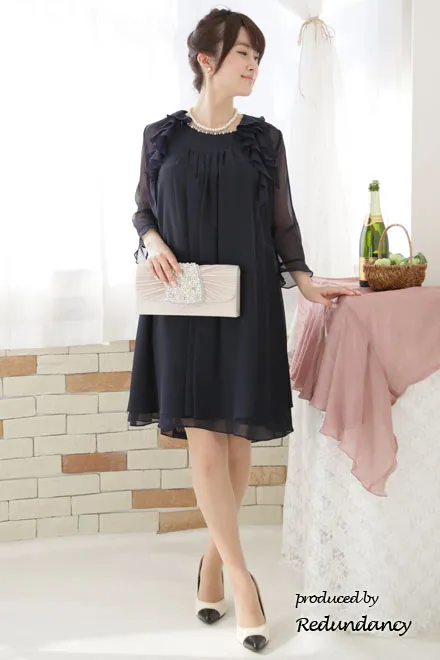 ネイビーのバックフリルシフォンドレス