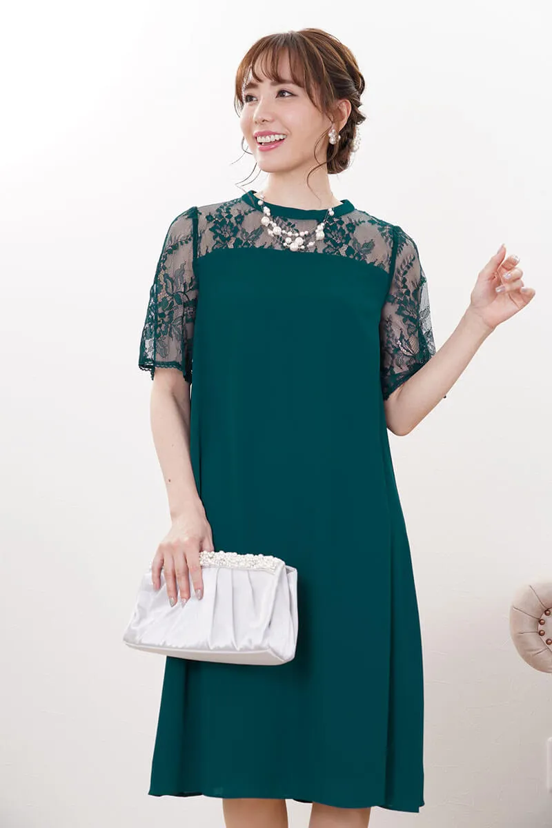 グリーンのレース切替テントラインドレス