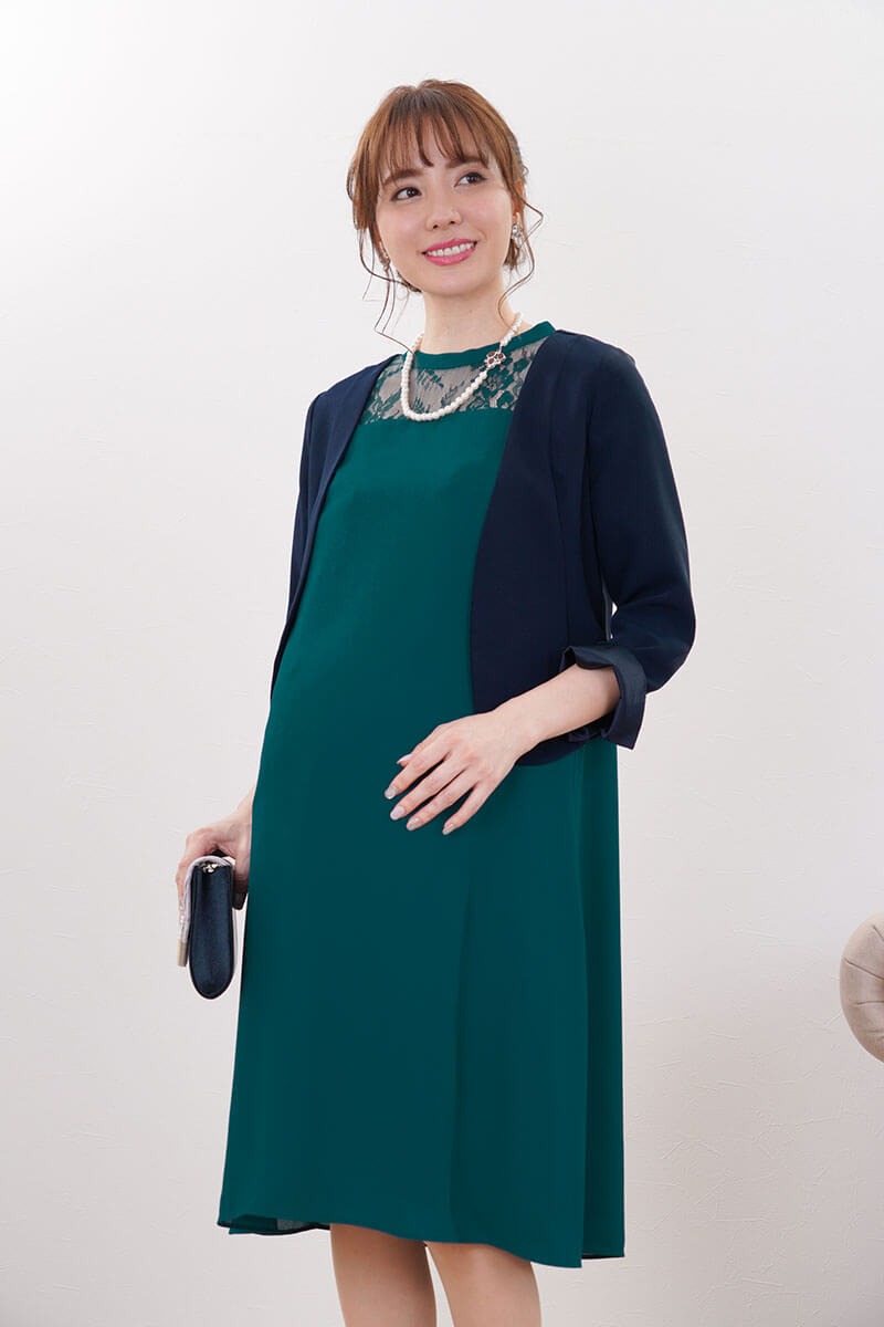 グリーンのレース切替テントラインドレス
