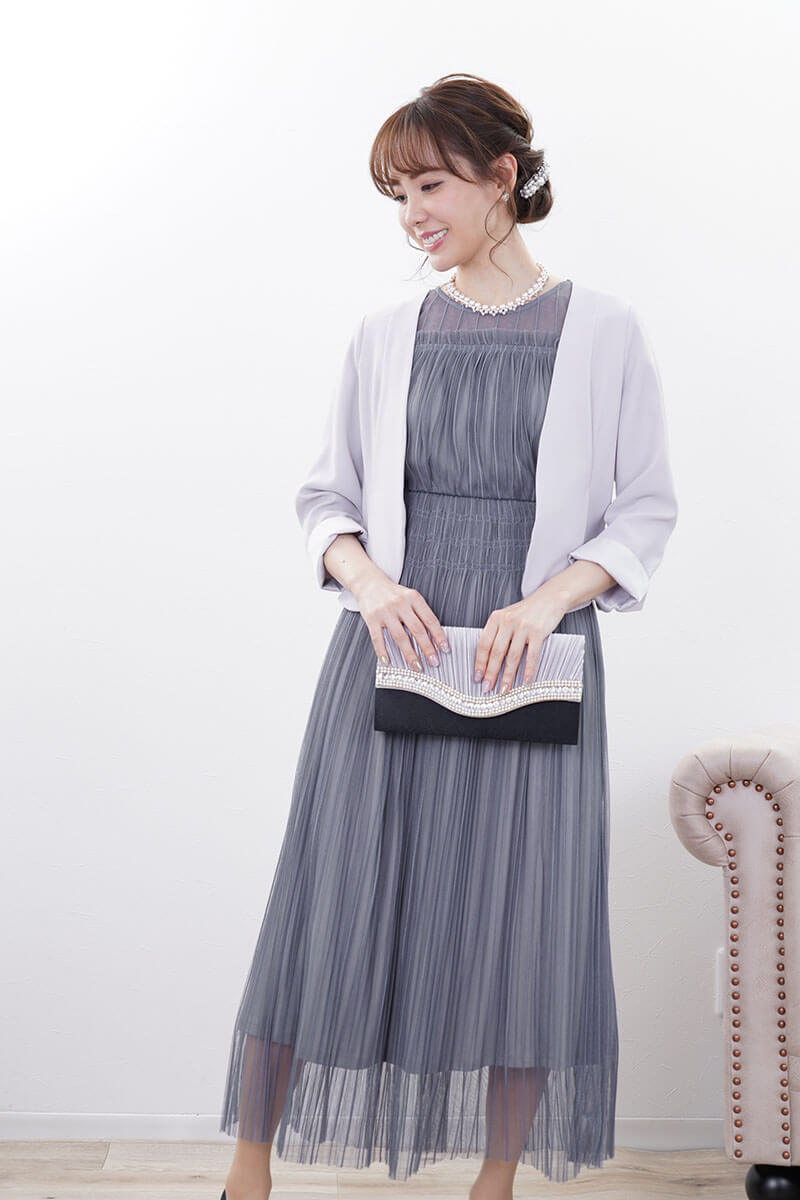 ブルーグレーのストライプチュールレースドレス