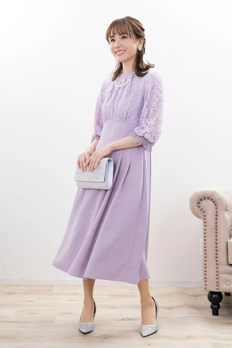 ラベンダーのレース切替ハイウエストフレアドレス