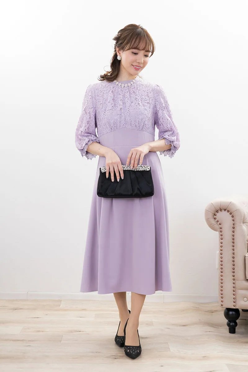 ラベンダーのレース切替ハイウエストフレアドレス