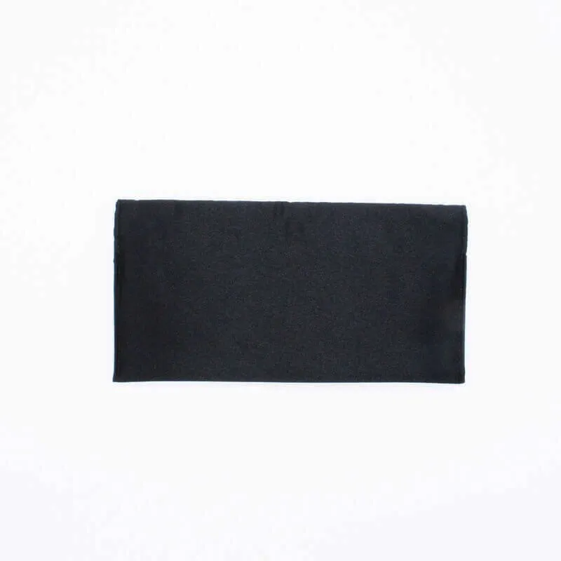 ブラックのエンブロイダリーふくさ