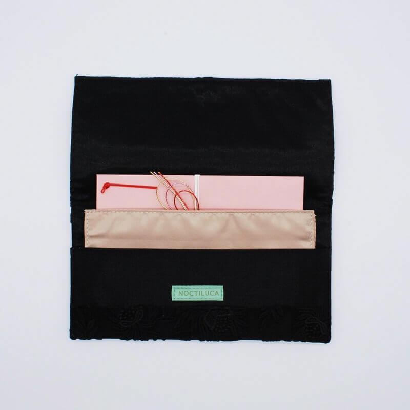 ブラックのフラワーレースふくさ