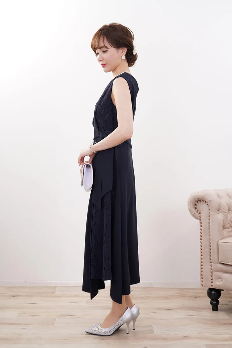 ネイビーのレース切替カシュクールドレス