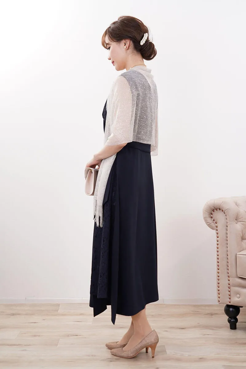 ネイビーのレース切替カシュクールドレス