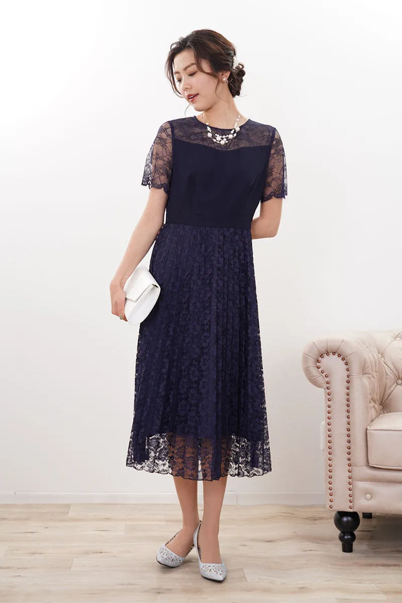 ネイビーの総レースプリーツドレス