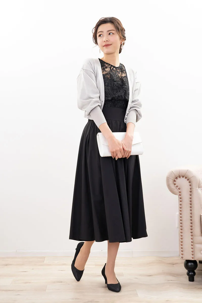 ブラックのクラシカルレースタフタドレス
