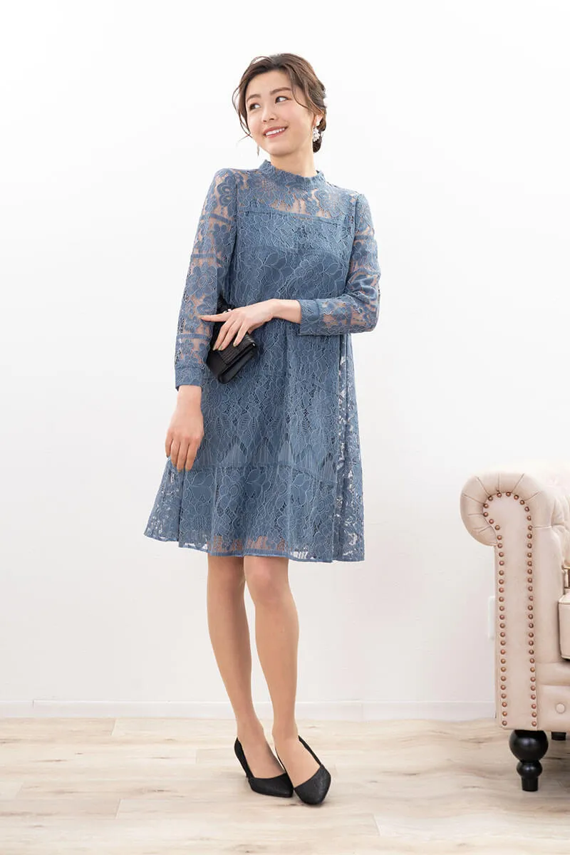 ブルーのクラシカルレースショートドレス