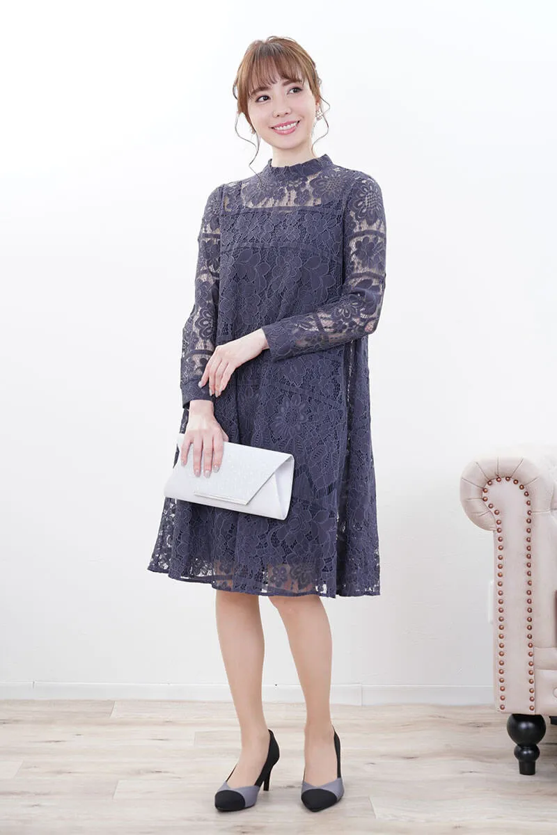 ネイビーのクラシカルレースショートドレス