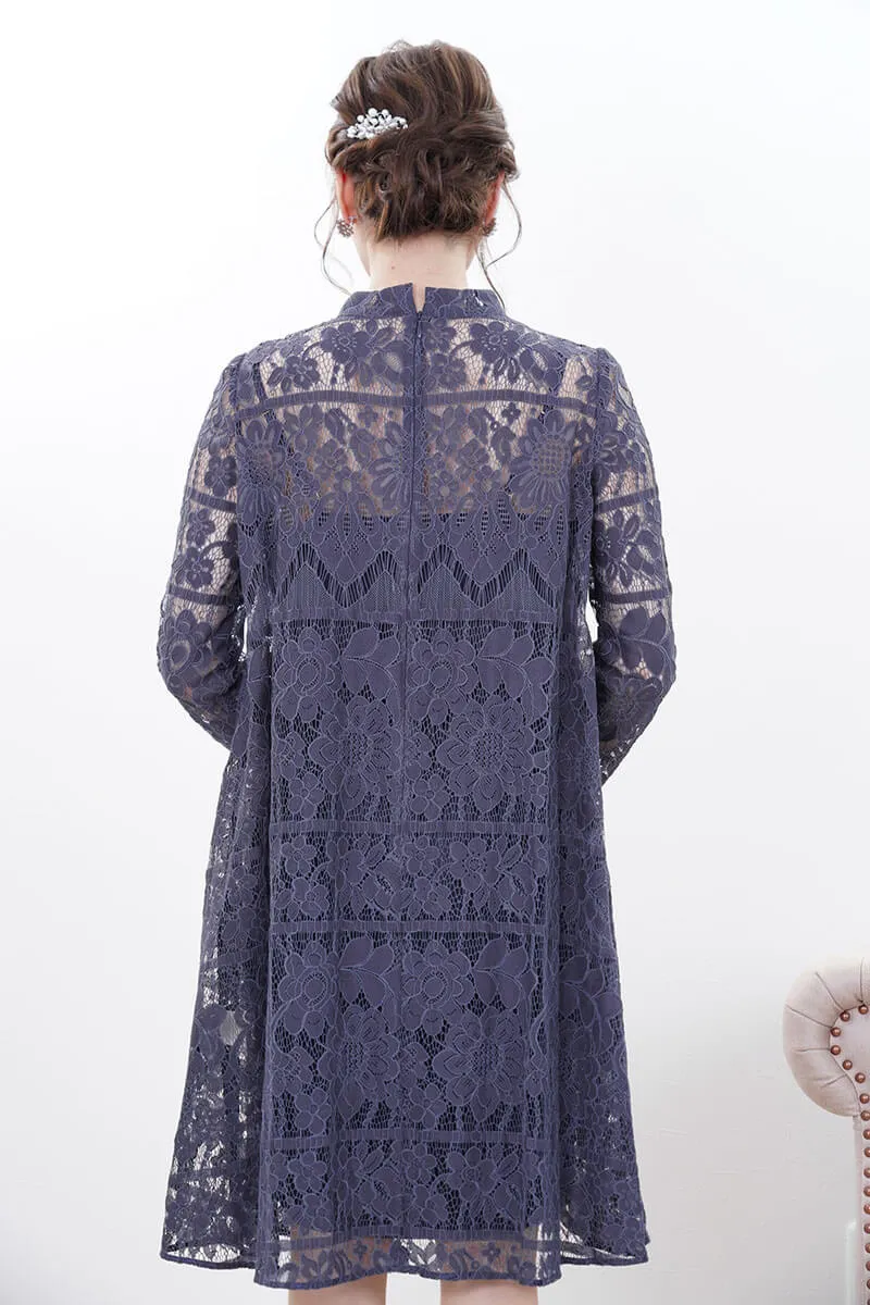 ネイビーのクラシカルレースショートドレス