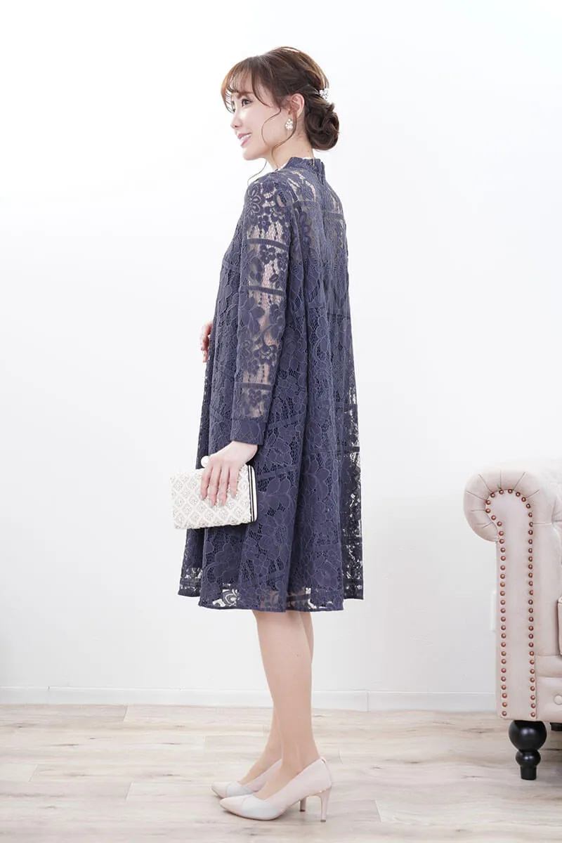 ネイビーのクラシカルレースショートドレス