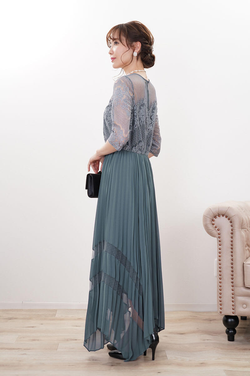 ブルーグリーンのレース袖アシンメトリードレス
