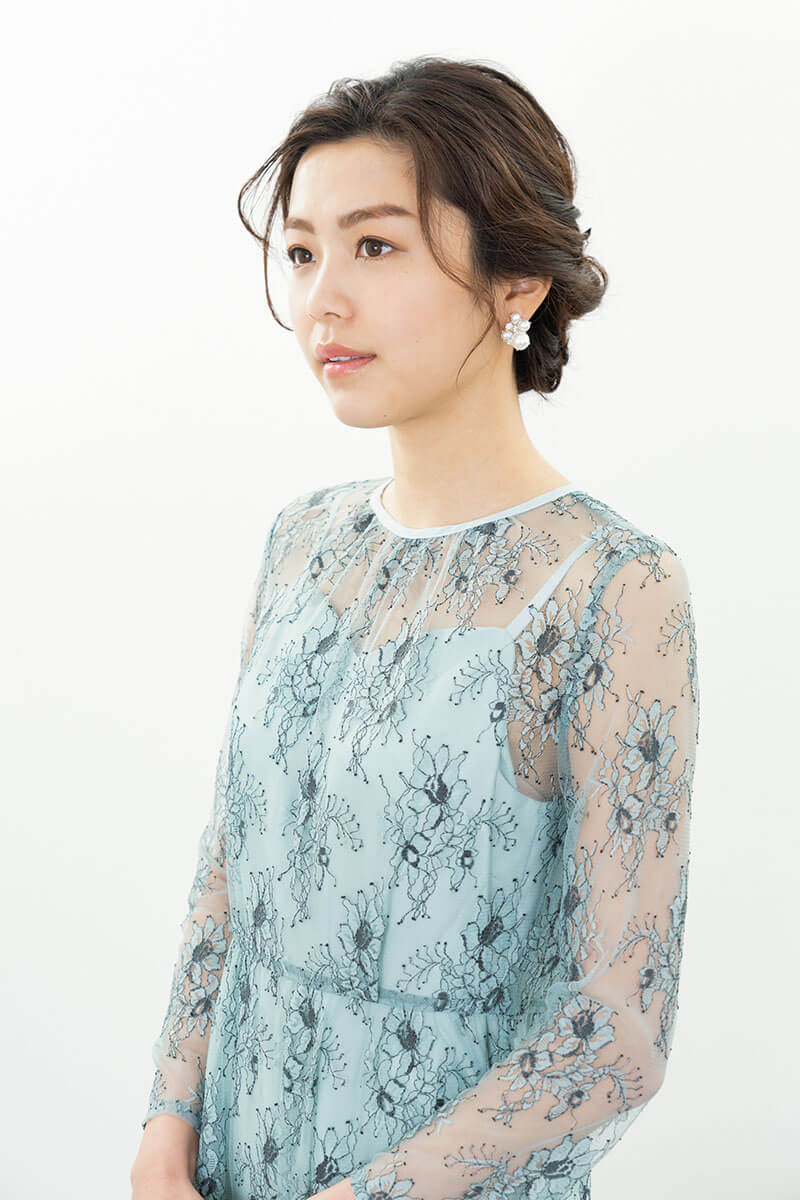 ミントのオールレース配色ドレス