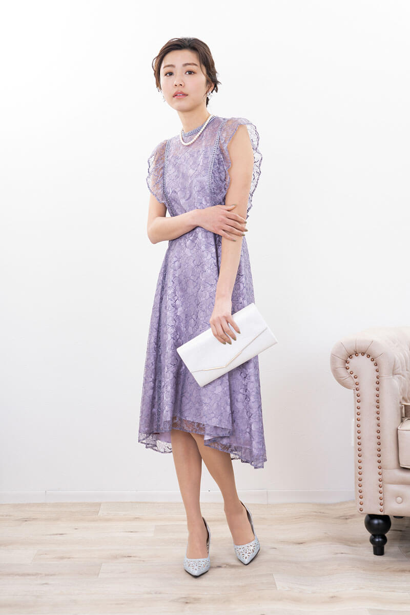 パープルのフリルスリーブレースドレス