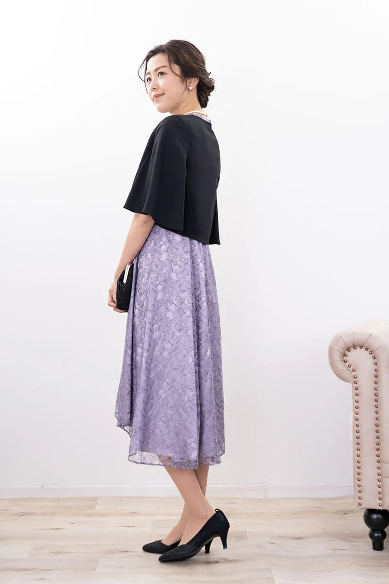 パープルのフリルスリーブレースドレス