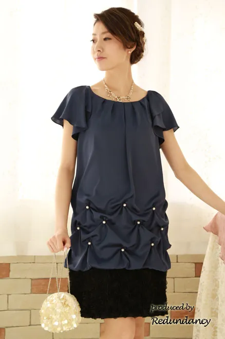 ネイビーのパールIラインドレス