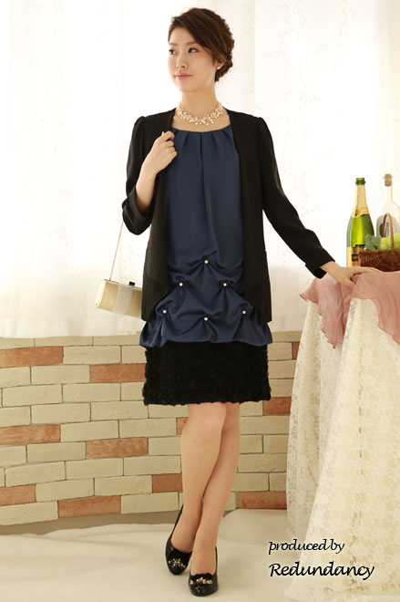 ネイビーのパールIラインドレス