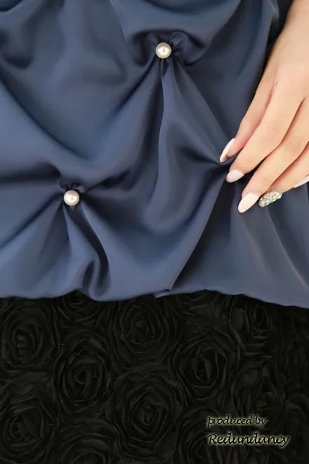 ネイビーのパールIラインドレス