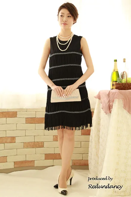 ブラックのビーズ刺繍フリンジドレス