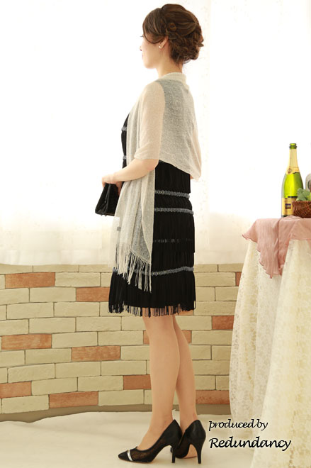 ブラックのビーズ刺繍フリンジドレス