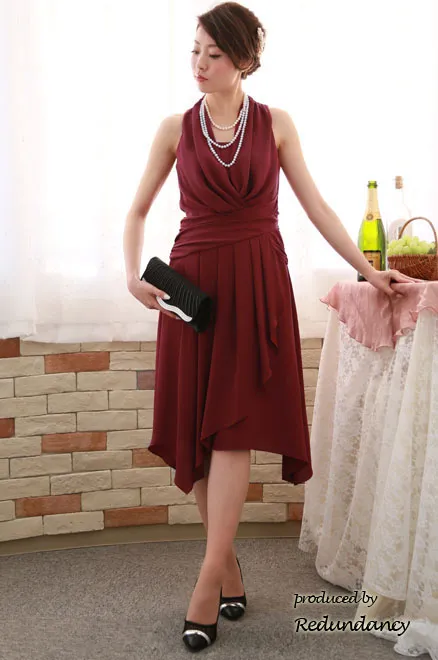 ワインレッドのフロントクロスアシンメトリードレス