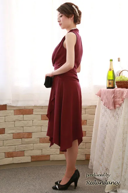 ワインレッドのフロントクロスアシンメトリードレス