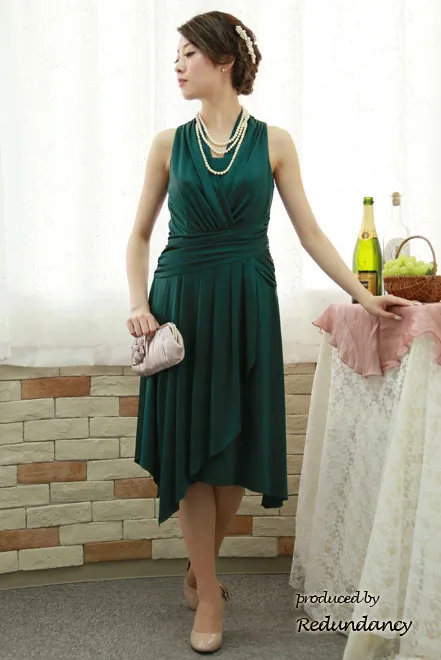 ディープグリーンのフロントクロスアシンメトリードレス