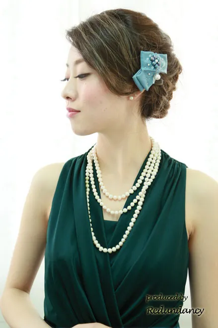 ディープグリーンのフロントクロスアシンメトリードレス