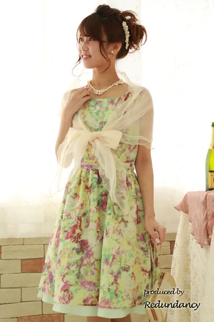 グリーンの油彩風花柄ドレスミディ丈ドレス